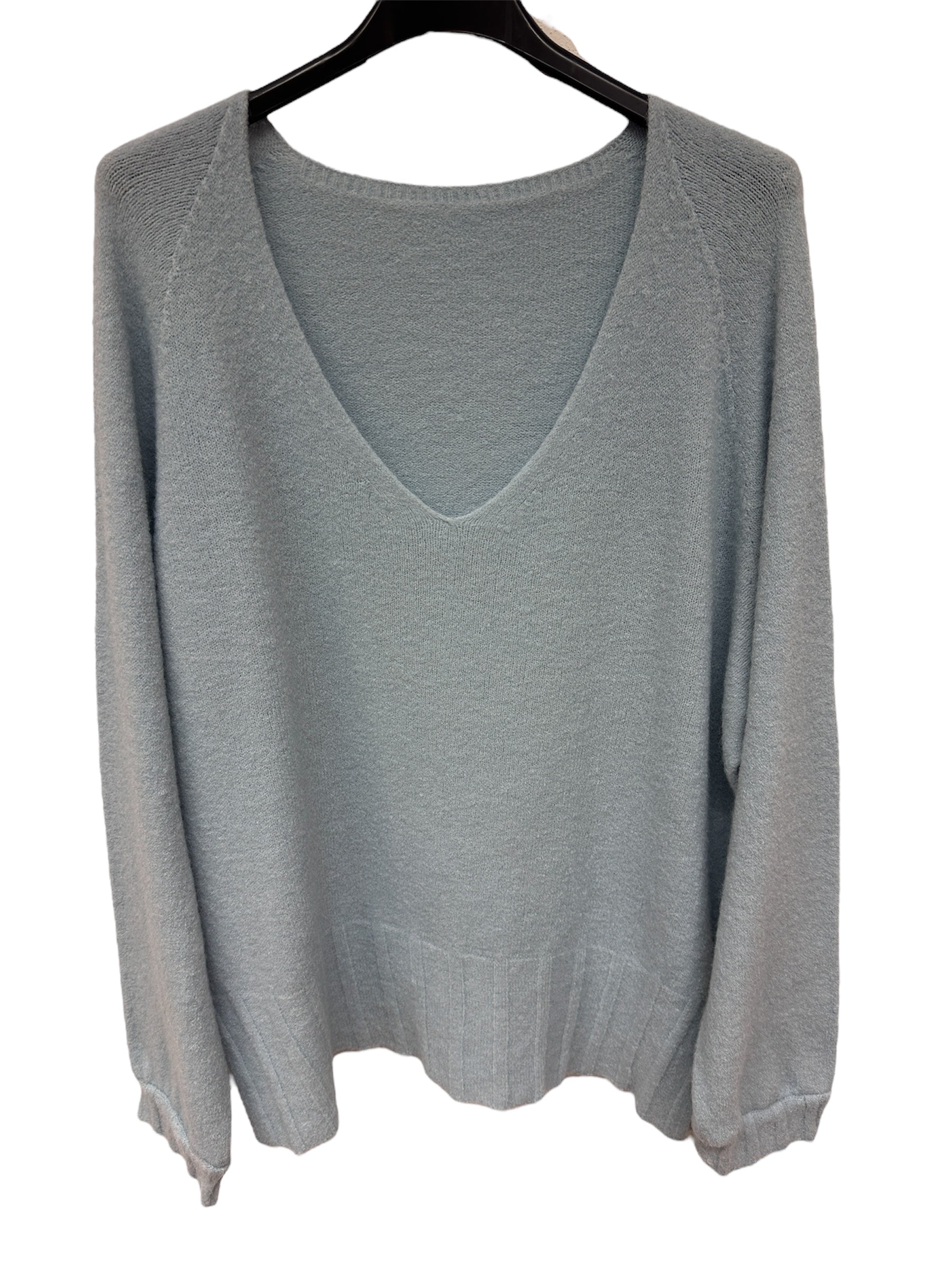 V-Neck Sweater in Alpaca-Viscose Blend