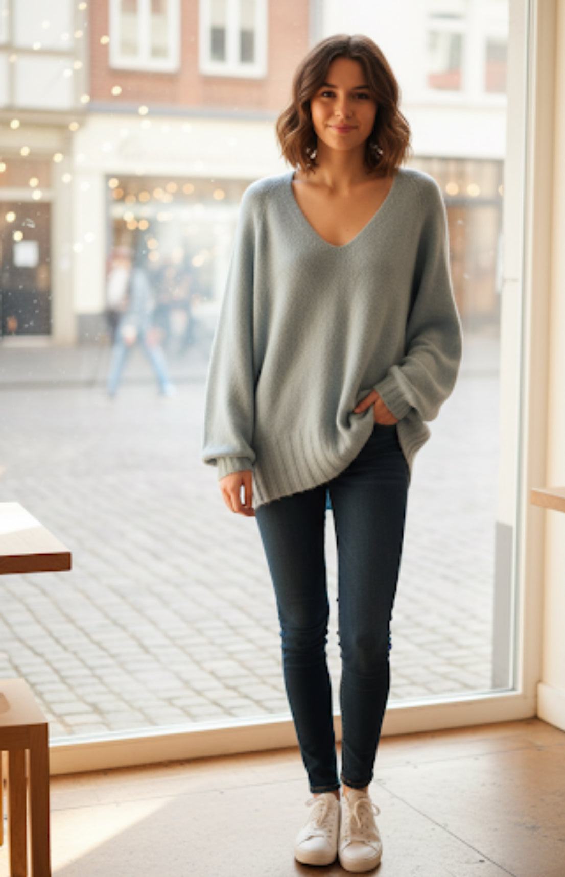 V-Neck Sweater in Alpaca-Viscose Blend